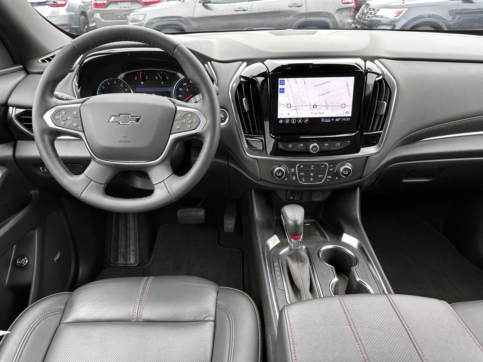 Used 2023 Chevrolet Traverse RS AWD/4WD image 15