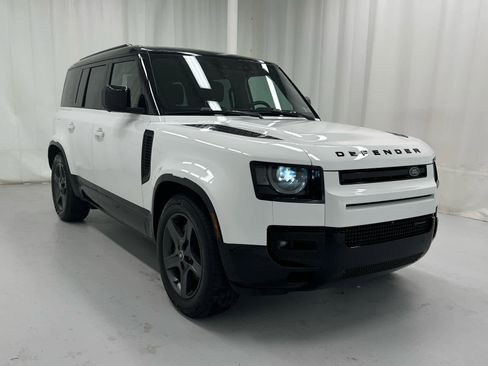 Used 2023 Land Rover Defender 110 X-Dynamic SE AWD/4WD image 2