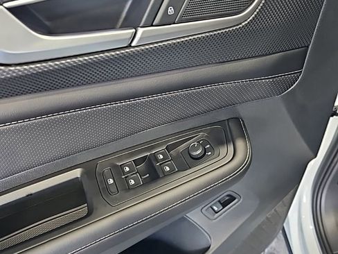 New 2026 Volkswagen Atlas Cross Sport SEL R-Line AWD/4WD image 27