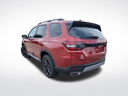 New 2025 Honda Pilot Touring image 3