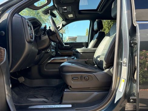 Used 2020 Chevrolet Silverado 3500 High Country image 8