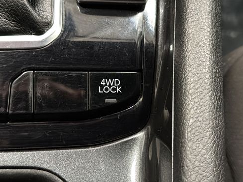 Used 2023 Jeep Compass Sport w/ Mopar Graphics Package AWD/4WD image 32