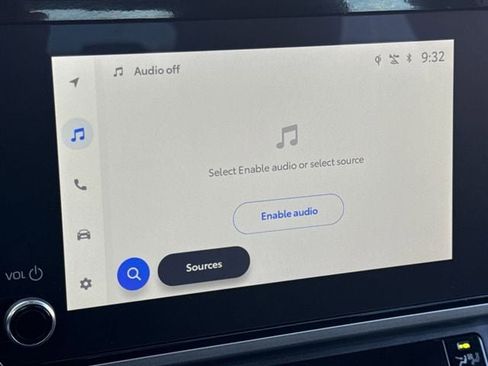 Used 2025 Toyota Camry LE image 19