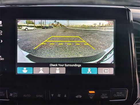 Used 2023 Honda Odyssey Elite image 24