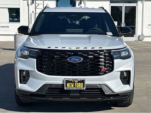 New 2026 Ford Explorer ST image 2