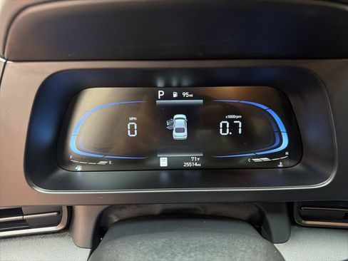 Certified 2025 Hyundai Elantra Sport FWD image 24