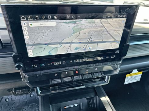 New 2026 GMC Hummer EV 4x4 Crew Cab image 28