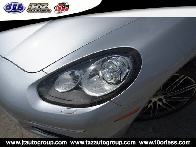 Used 2016 Porsche Panamera RWD image 6