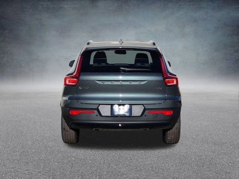 New 2026 Volvo XC40 B5 Ultra w/ Climate Package image 6