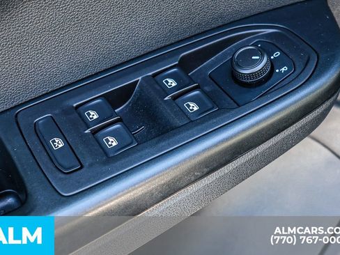 Used 2024 Volkswagen Taos S image 49