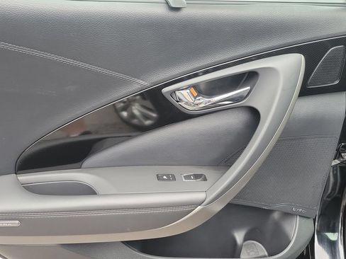 Used 2016 Hyundai Azera Limited FWD image 17