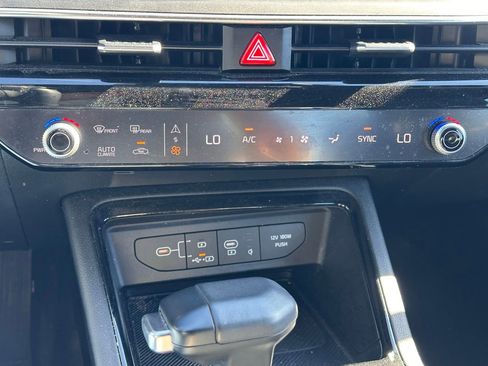 Used 2025 Kia K5 GT-Line w/ GT-Line Premium Package image 30
