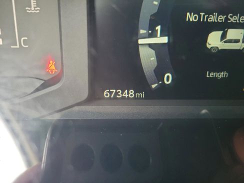 Used 2024 Toyota Tacoma SR5 RWD image 19