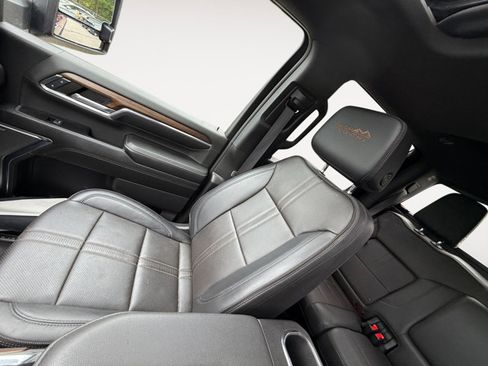 Certified 2024 Chevrolet Silverado 2500 High Country w/ High Country Premium Package AWD/4WD image 14