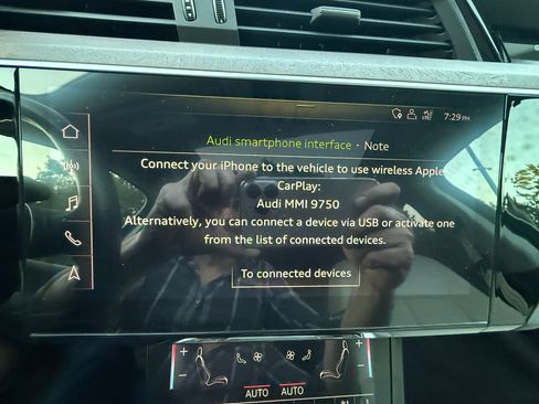 Used 2019 Audi e-tron Premium Plus image 20