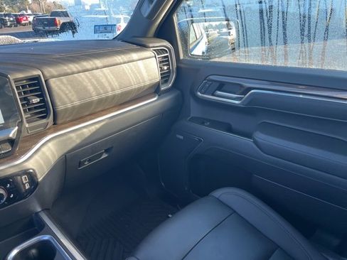 Used 2022 Chevrolet Silverado 1500 LT Trail Boss w/ LT Trail Boss Premium Package image 19