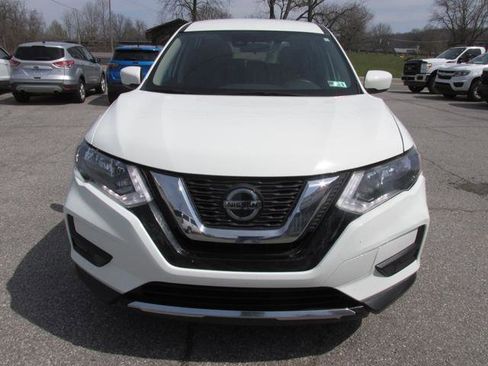 Used 2020 Nissan Rogue S image 2