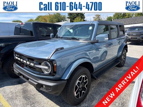 Used 2025 Ford Bronco Outer Banks AWD/4WD image 1