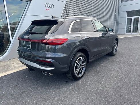 Used 2025 Audi Q5 Premium w/ Convenience Package AWD/4WD image 4