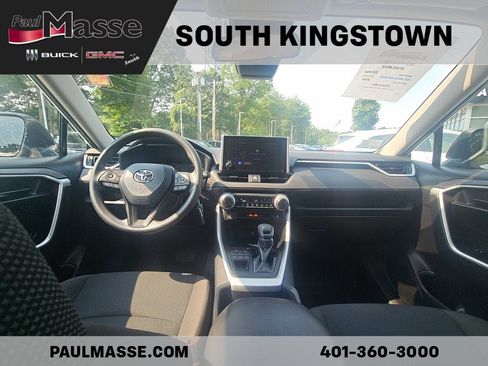 Used 2023 Toyota RAV4 LE AWD/4WD image 21