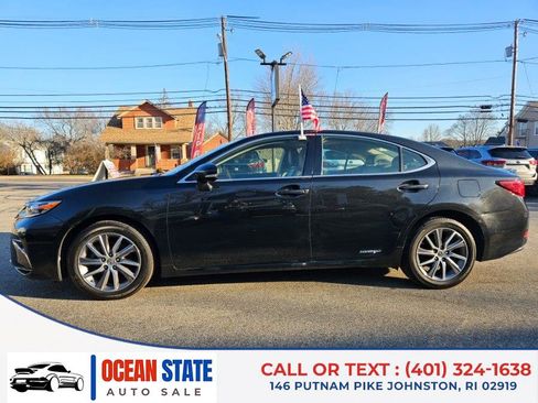 Used 2018 Lexus ES 300h image 2