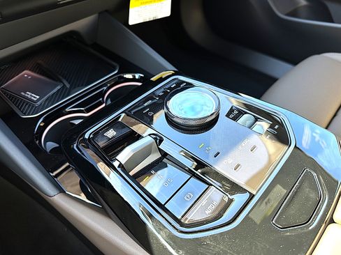 New 2026 BMW 530i w/ Premium Package RWD image 25