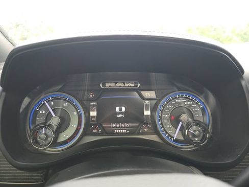 Used 2020 RAM 2500 Limited AWD/4WD image 13
