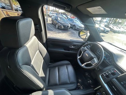 Used 2024 Chevrolet Tahoe LT AWD/4WD image 26