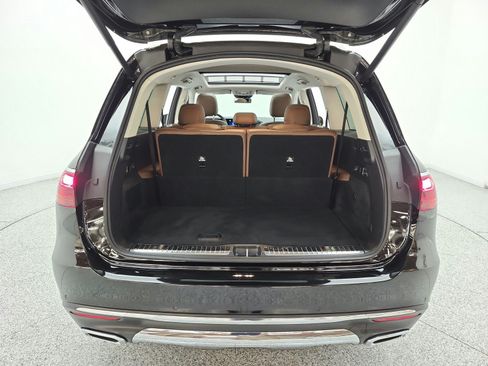 Certified 2026 Mercedes-Benz GLS 450 4MATIC image 18