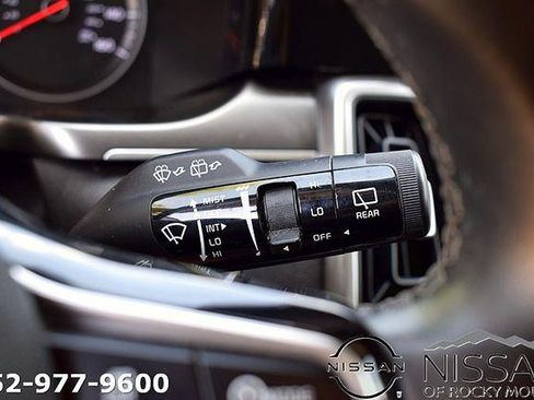 Used 2021 Kia Sorento S w/ Panoramic Sunroof Package AWD/4WD image 24