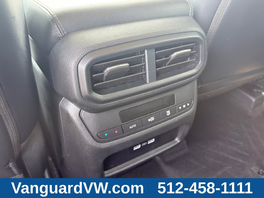 Used 2023 Honda Pilot Touring image 26