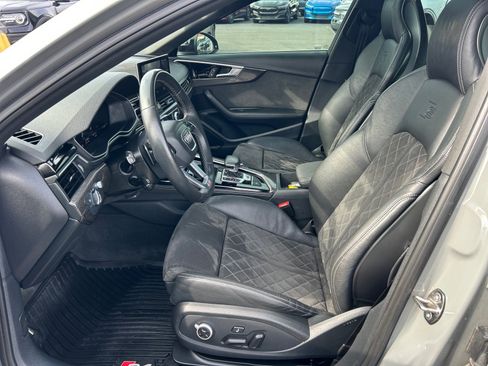 Used 2021 Audi S4 Prestige w/ Prestige Package image 7