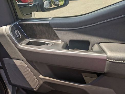 New 2025 Ford F250 Lariat w/ Lariat Ultimate Package image 37