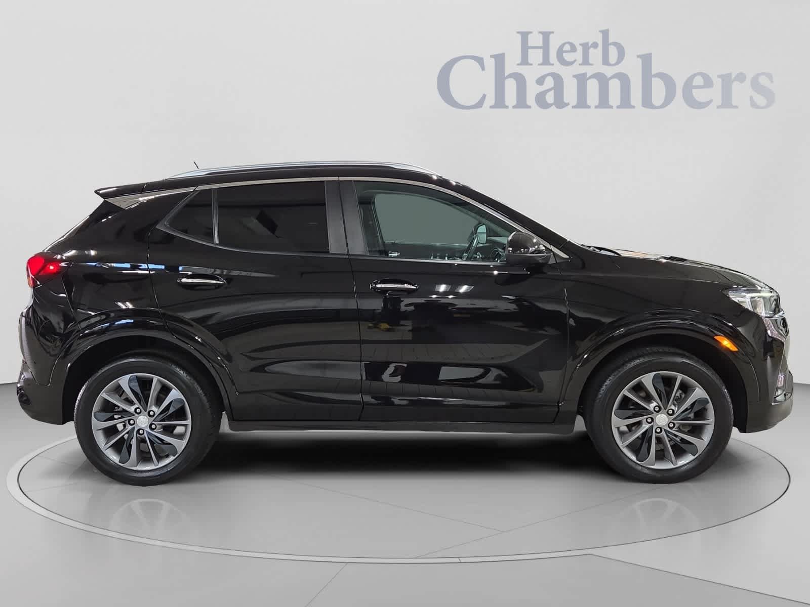 Used 2023 Buick Encore GX Select w/ Sport Touring Package AWD/4WD image 11