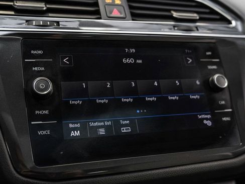 Used 2019 Volkswagen Tiguan SEL R-Line image 36