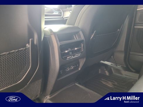 Used 2024 Jeep Grand Cherokee Limited 4xe w/ Luxury Tech Group II image 32