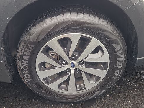 Certified 2025 Subaru Outback Premium AWD/4WD image 26