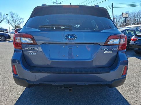 Used 2017 Subaru Outback 2.5i Limited image 5