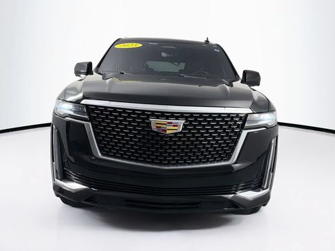 Used 2023 Cadillac Escalade Premium Luxury AWD/4WD image 2