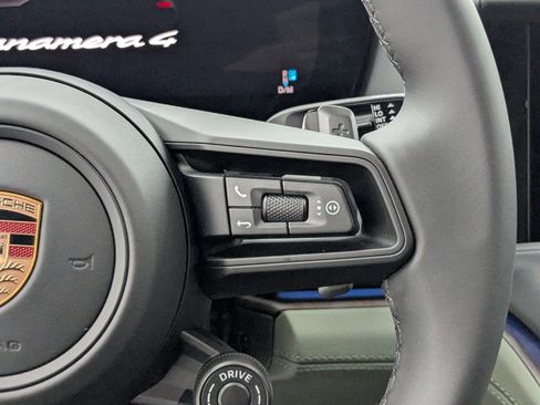 New 2026 Porsche Panamera 4 image 14
