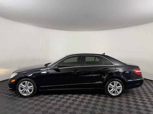 Used 2011 Mercedes-Benz E 350 4MATIC Sedan image 10