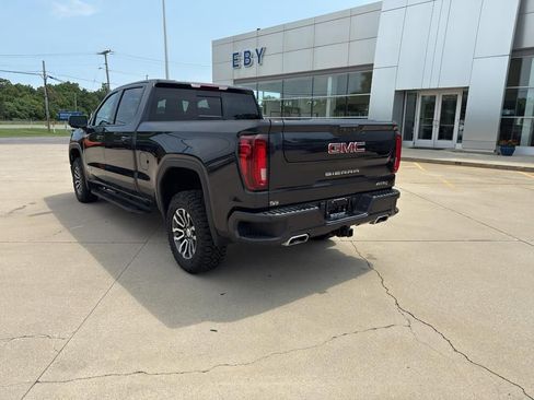 Used 2023 GMC Sierra 1500 AT4 w/ AT4 Preferred Package image 3