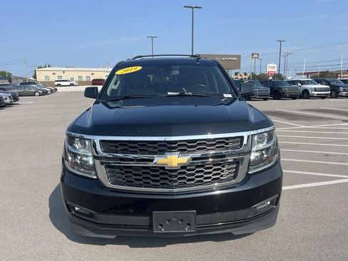 Used 2019 Chevrolet Suburban LT AWD/4WD image 8