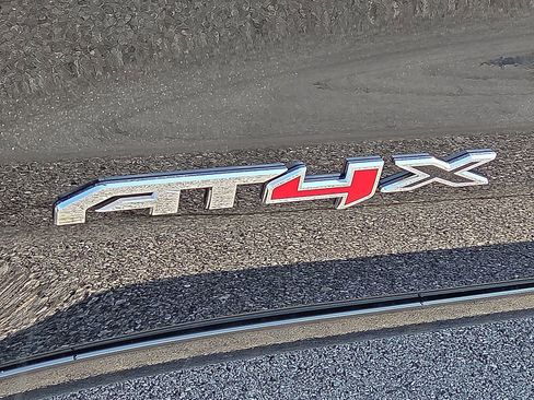 New 2026 GMC Sierra 1500 AT4X w/ LPO, Black Badging Package AWD/4WD image 8