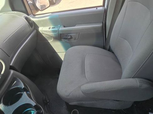 Used 2007 Ford E-250 and Econoline 250 RWD image 13
