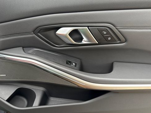 Used 2025 BMW M3 Competition w/ Executive Package image 21