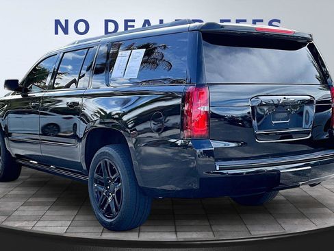 Used 2016 Chevrolet Suburban LTZ image 4