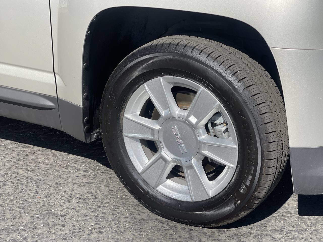 Used 2013 GMC Terrain SLE FWD image 29