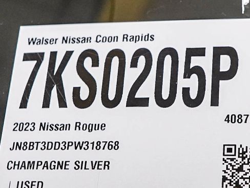 Used 2023 Nissan Rogue Platinum AWD/4WD image 32