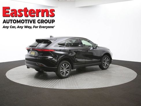 Used 2022 Toyota Venza LE AWD/4WD image 40